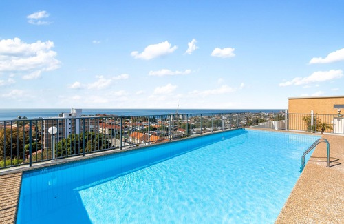 Bondi Apartment | Bondi Studio Apartment with Pool & Rooftop Views