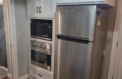 Charles City Cabin | Bone's Backwater Retreat - "Where Rest and Relax are on Repeat!" 1 bd Cabin