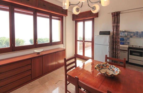 Sciacca Condo | Bongiovi Houses - App. Azure - 2 min from the beach, with garden and sea view