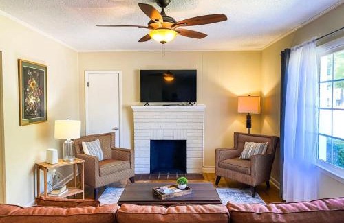 Huntsville House | Bonita Bungalow