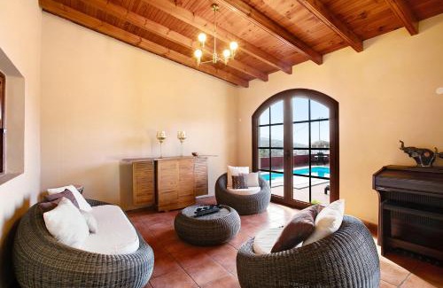 La Vera House | Bonita Casa