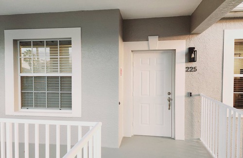 Bonita Shores Condo | Bonita Springs/Naples Florida condo, 5-mins from the beach, with lake view!