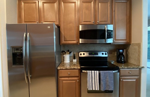 Bonita Springs Condo | Bonita Springs, newly available and furnished residence in a gated community