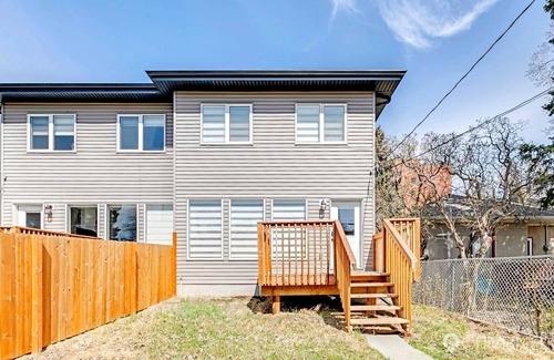 Edmonton House | Bonnie Doon. New Infill. 3bd/2.5bth. Garage parking.