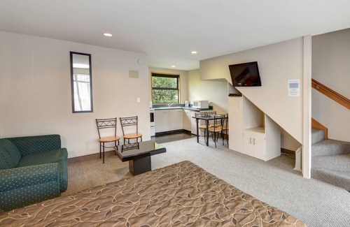 Mosgiel Hotel | Bonnie Knights Motel