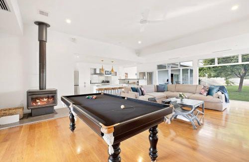 Bombira House | 'Bonnie View' A Magnificently Luxurious Retreat