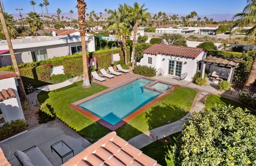 Araby Commons House | Book a Fall Getaway Today! Modern Palm Springs Home with Pool and Hot Tub!