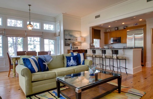 Beach District Condo | Book a Fall Stay Today! Beach District - Lake Views - Close to Beach Club! 2 Balconies!