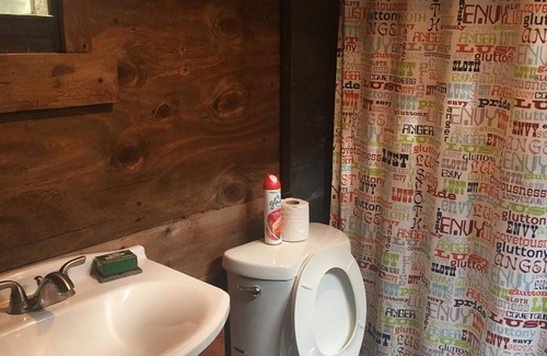 Jasper House | Book a Quick Getaway! Book Clean Slate Now!