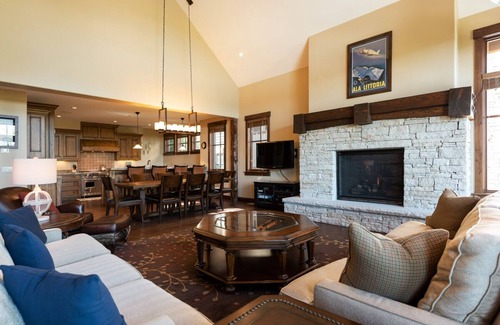 North Park City Cottage | Book a Winter Getaway Today! Silver Star #14 - Ski Cottage! Private Hot Tub! 5 Minutes to Main St!