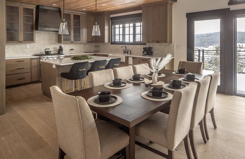 Big Sky House | Book a Winter Stay Today! New 5 Bedroom Home in Town Center with Private Hot Tub and Fireplace!