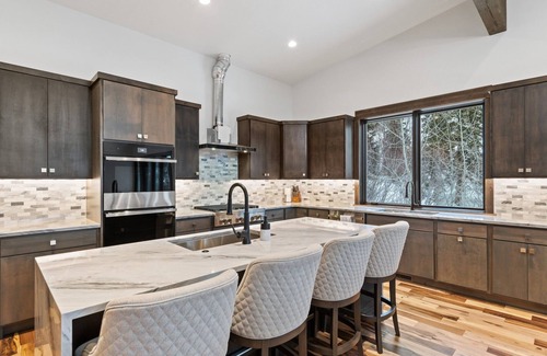 Whitefish House | Book for Summer! Luxury Ski in Ski out Townhome off chair 6 on Big Mountain! Private hot tub!