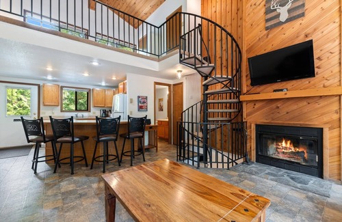 Whitefish Condo | Book for the Holidays! Home with Indoor/Outdoor Pool and Hot Tub Access!