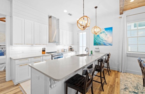Alys Beach House | Book Now for Fall Stays! Resort Amenities! In the Heart of Seacrest Beach! 4 Adult Bikes!