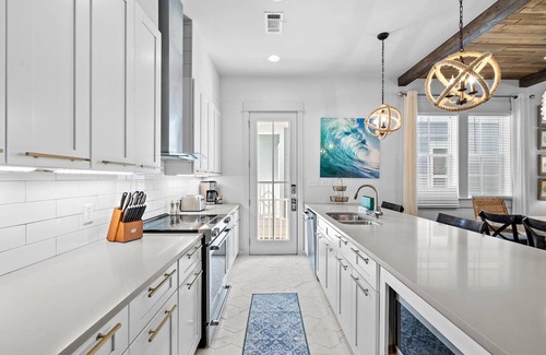 Alys Beach House | Book Now for Fall Stays! Resort Amenities! In the Heart of Seacrest Beach! 4 Adult Bikes!