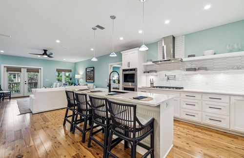 Port St. Joe House | Book Now for Fall Stays! Gulf Views! Large Front Patio! Private Beach Access! Dog Friendly!
