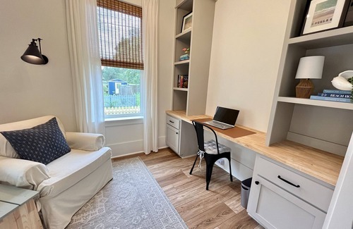 Bay St Louis House | Book NOW thru New Year’s! Walk to Beach. Dog-friendly. Calming Coastal Design