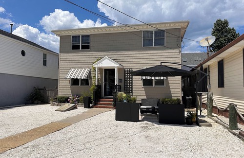 Seaside Heights Condo | BOOK SUMMER 2026. PERFECT FOR COUPLE/FAMILY. GREAT LOCATION