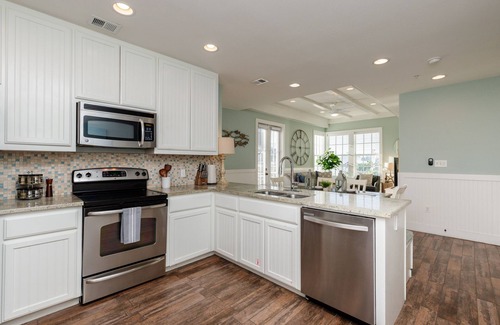 Cinnamon Shore Condo | Book 'Walk to the Beach,’ a Classic 1-BR Condo@Cinnamon Shore w/Amenities!