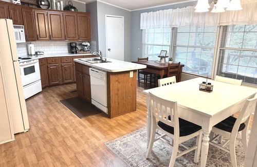 Wimberley Cottage | Booking for the Holidays. See calendar of events @hometownholidays.com/