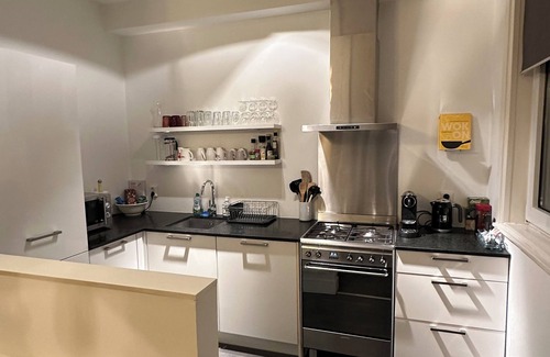 Plantage Apartment | Bookings welcome 2025-2026! 5 Star Reviews Apartment in the Heart of Amsterdam