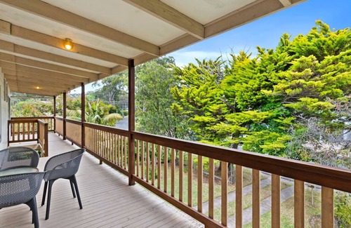 South Durras House | Boomerang at South Durras Upstairs