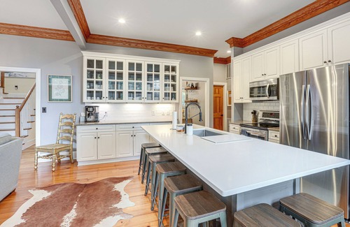 Boone House | Boone Home w/Fire Pit - Near App Ski & Sugar Mtn!