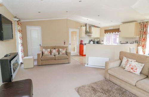 Tiddington House | Booster's Lodge