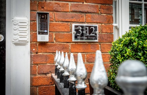 Bootham Apartment | Bootham Urban Space - a family break that sleeps 4 guests in 2 bedrooms