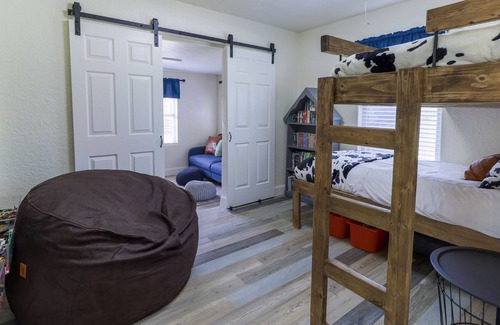 Oatmeal Other | Boots and Bunks -- Texas Hill Country Farm Stay