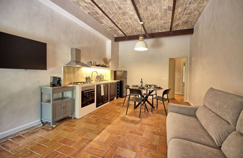 Volterra Villa | Borgo Ariano 8 – Apartment with pool