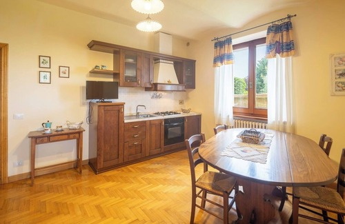 Badia Villa | Borgo Badia In Castiglione del Lago, Umbria