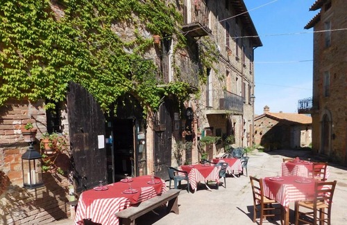 Magione House | Borgo Cenaioli- Place of Silence- 1 Bedroom Apartment 2 adults