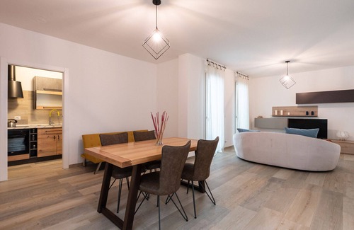 Municipio 5 Apartment | Borgo dei Cedri Apartment 2 by Wonderful Italy