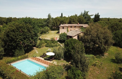 Simignano Villa | "Borgo dei Fondi" Splendid Farmhouse free wifi-free parking