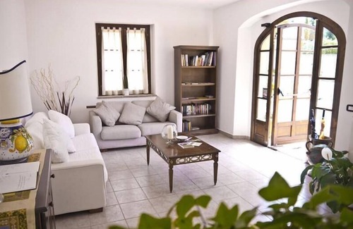 Pomaia Hotel | Borgo di Pomaia