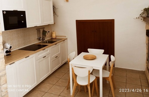 Adelfia House | Borgo Giardino. Cozy one-bedroom apartment recently renovated.
