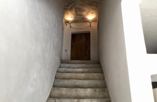 Strongoli House | BORGO PETELIA, Casa Centro, Antica abitazione calabrese con giardino, ristrutturata