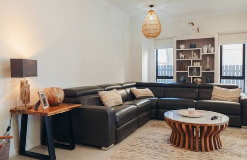 Caloundra House | Borland St · Check it out! Pet friendly - stunning pool retreat