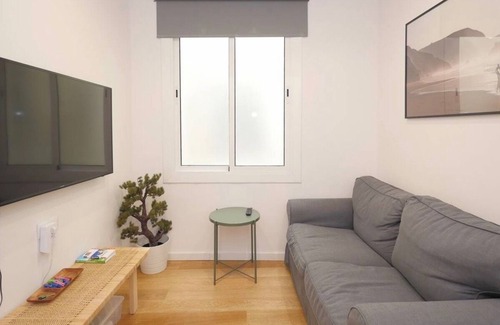 La Ribera Apartment | Born 4-Bedroom 2-Bathroom apartment