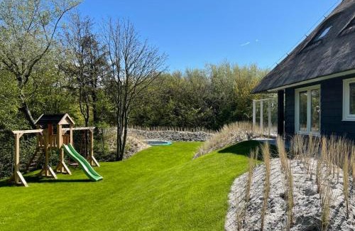 Municipality of Ameland Villa | Bosch (10p)