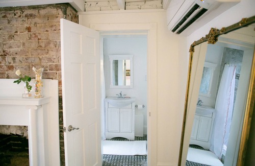 Historic District - North House | Bosch Huis Rosé | Savannah Historic District