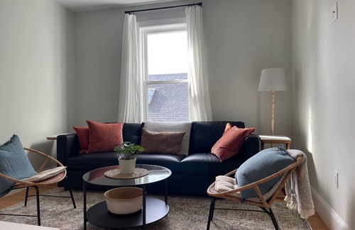 Mattapan Apartment | Boston Urban Nests U3: Long Term 1 Month + Only
