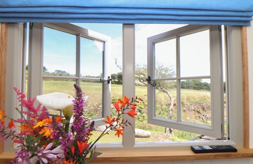 New Mill Cottage | BOSULLA SHEPHERDS HUT, country holiday cottage in Penzance