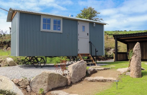 New Mill Cottage | BOSULLA SHEPHERDS HUT, country holiday cottage in Penzance