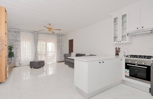 Greater Johannesburg Metropolitan Area Apartment | Botanic Bliss Apartment
