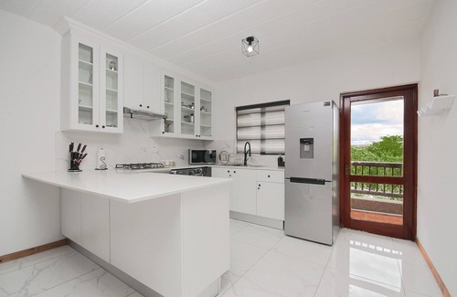 Greater Johannesburg Metropolitan Area Apartment | Botanic Bliss Apartment