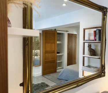 Ryde House | Botanical Suite Ryde Isle of Wight