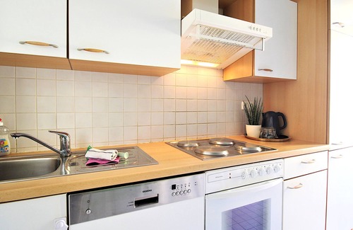 Grombuhl Apartment | ★ Botanical velvet apartment ★ with sunny balcony