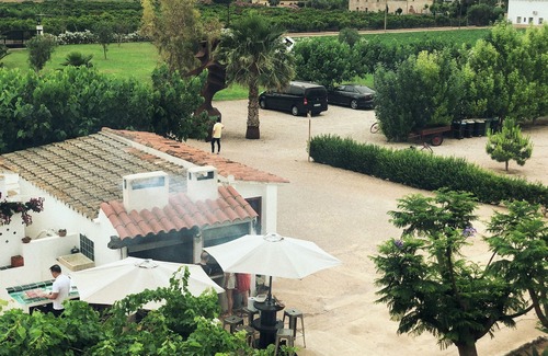 Caleta de Fuste House | Botargo farmhouse. 9 bedrooms, 8 bathrooms, swimming pool, porch.